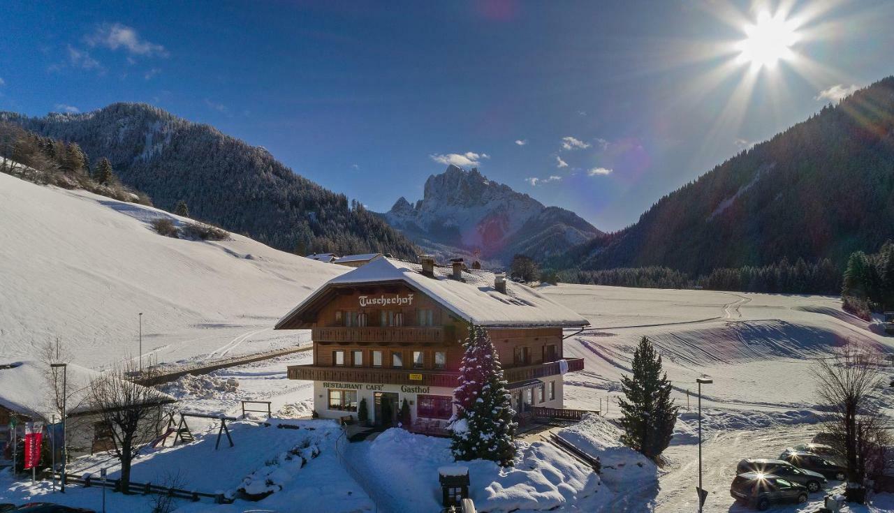 Gasthof Tuscherhof Hotel Braies  Exterior photo