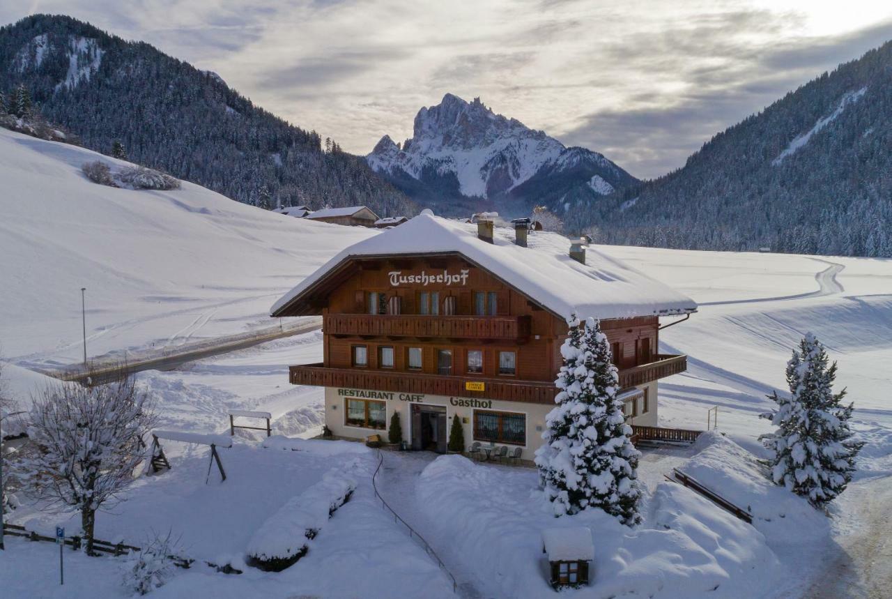 Gasthof Tuscherhof Hotel Braies  Exterior photo